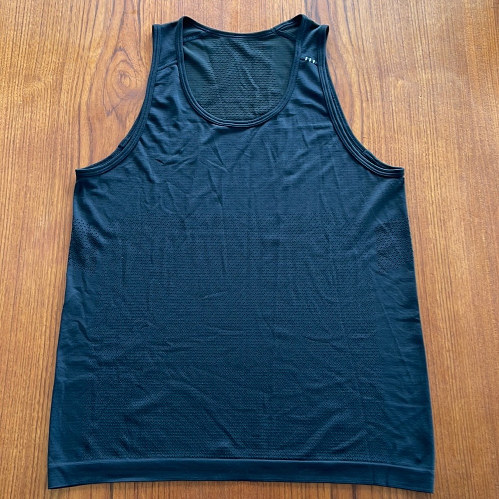Lululemon Men’s Medium Metal Vent 2.0 Tank